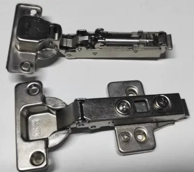 Bisagra lateral cierre suave 110°/35mm x par - SKU 443