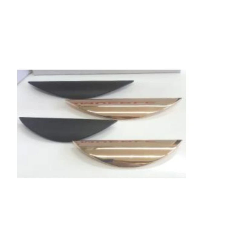 Tirador media luna (negro mate / oro 64mm-96mm) - Código SKU 900.05.1300